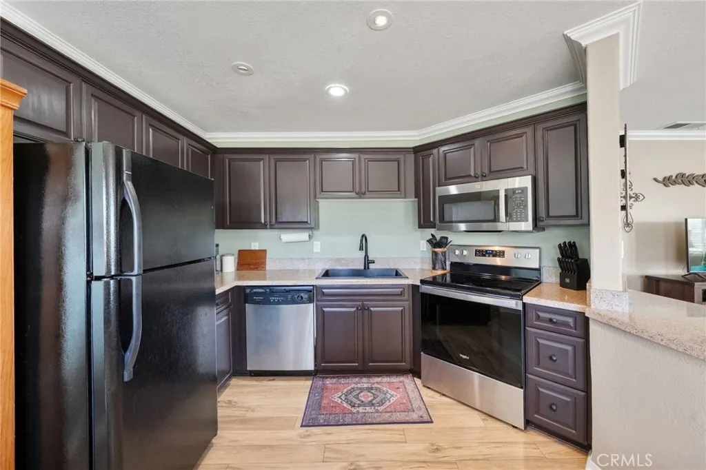 https://cdn.realtyfeed.com/cdn/127/306635742/187e23f54084b9933cac33e4ce037d24.webp