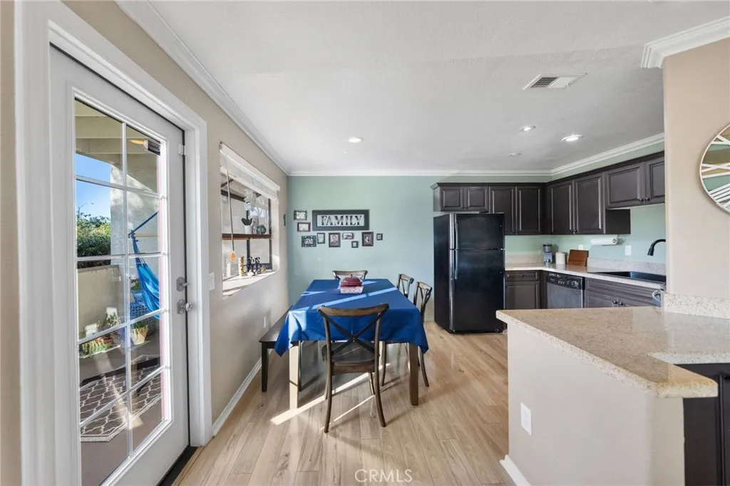 https://cdn.realtyfeed.com/cdn/127/306635742/1d80f215290caf108780a4e844038875.webp