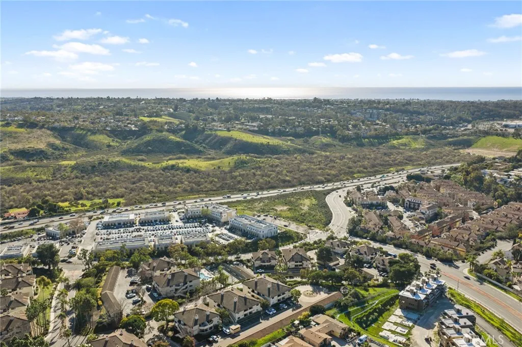 https://cdn.realtyfeed.com/cdn/127/306635742/298d40a8da292f430cca89b9bea9a914.webp