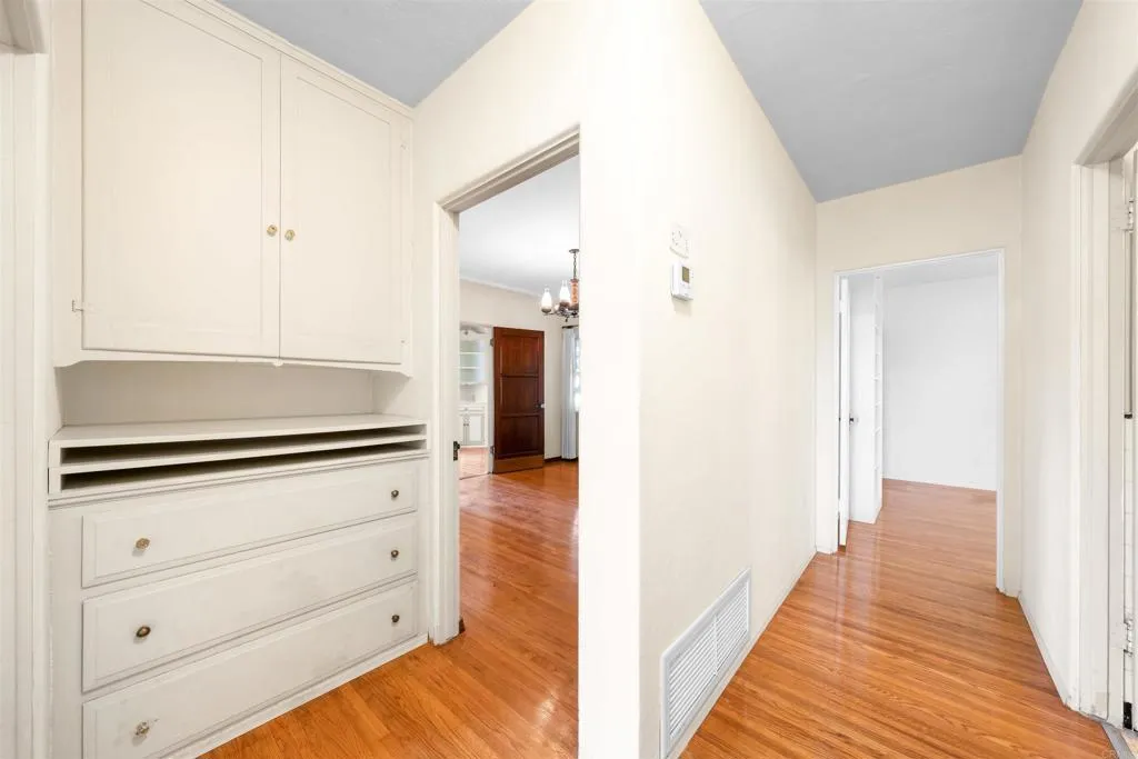 https://cdn.realtyfeed.com/cdn/127/306635810/5863984a086ce0a6aa37ce9f9a84f827.webp