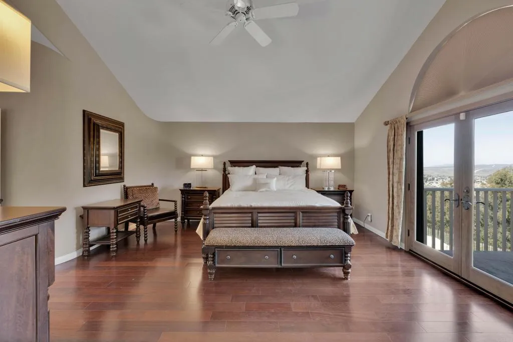 https://cdn.realtyfeed.com/cdn/127/306635814/105df06bd65a439f9e339e0553b66ab9.webp