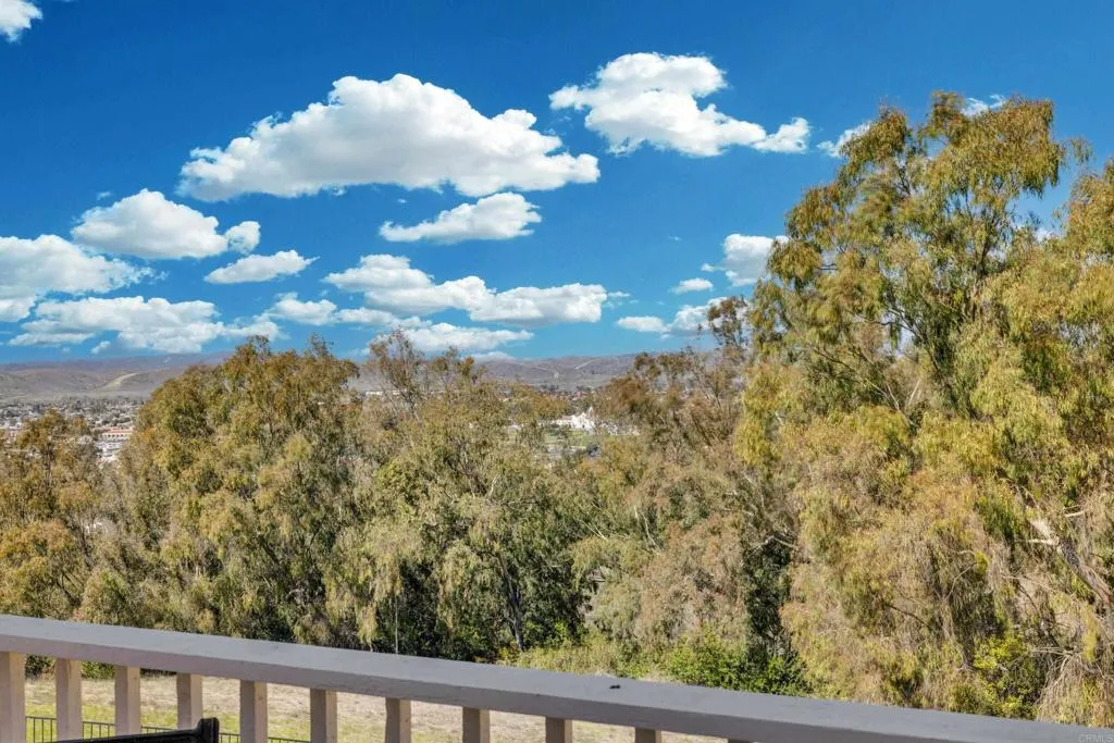 https://cdn.realtyfeed.com/cdn/127/306635814/316ce9c990b49f3a21d02e1372fce301.webp