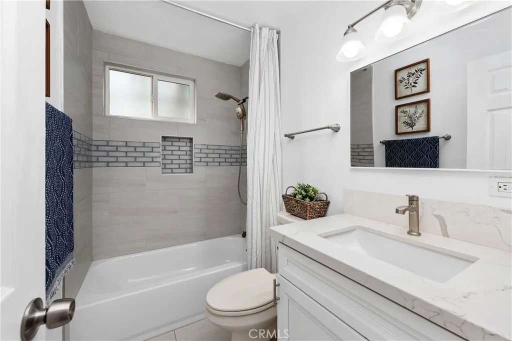 https://cdn.realtyfeed.com/cdn/127/306635847/970d572970309376f844ab832d14eb56.webp