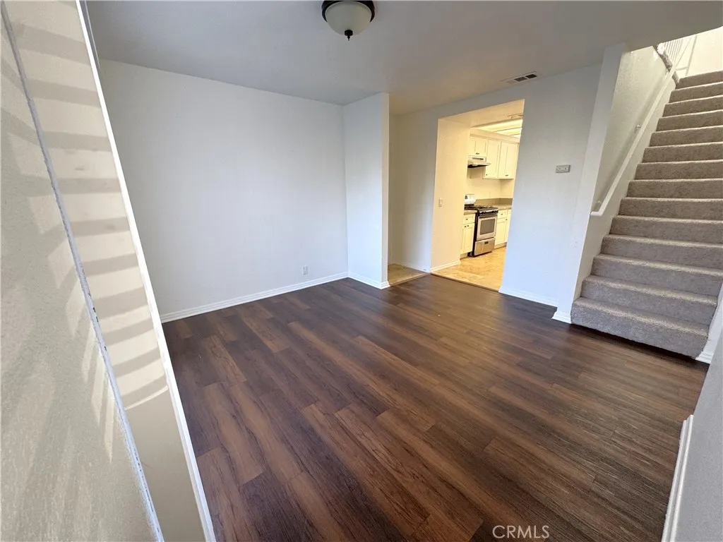 https://cdn.realtyfeed.com/cdn/127/306635856/7249b62de472ce25d06a60a172244695.webp