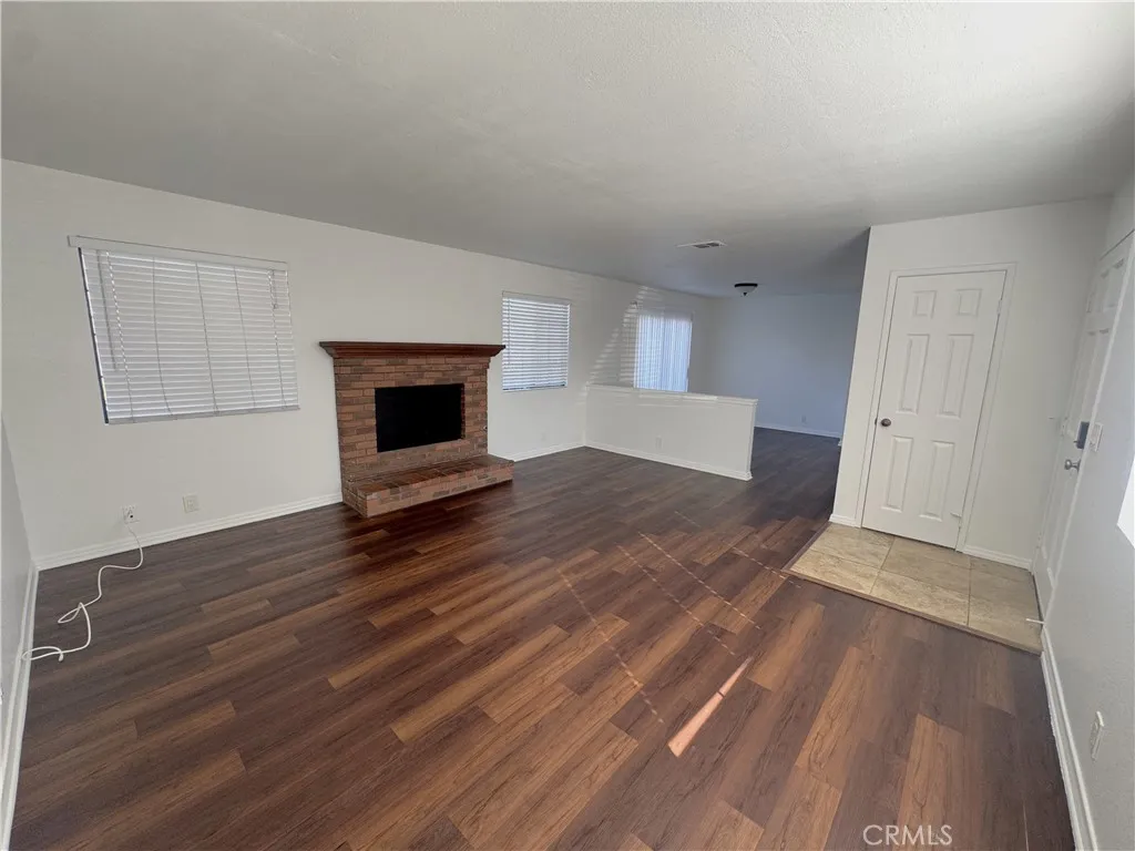 https://cdn.realtyfeed.com/cdn/127/306635856/af93e4a4ccd5869e596a6a9e137c22dd.webp