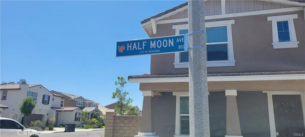 833 Half Moon Avenue, Redlands, CA 92374 - Photo 4 of 6, Redlands, CA