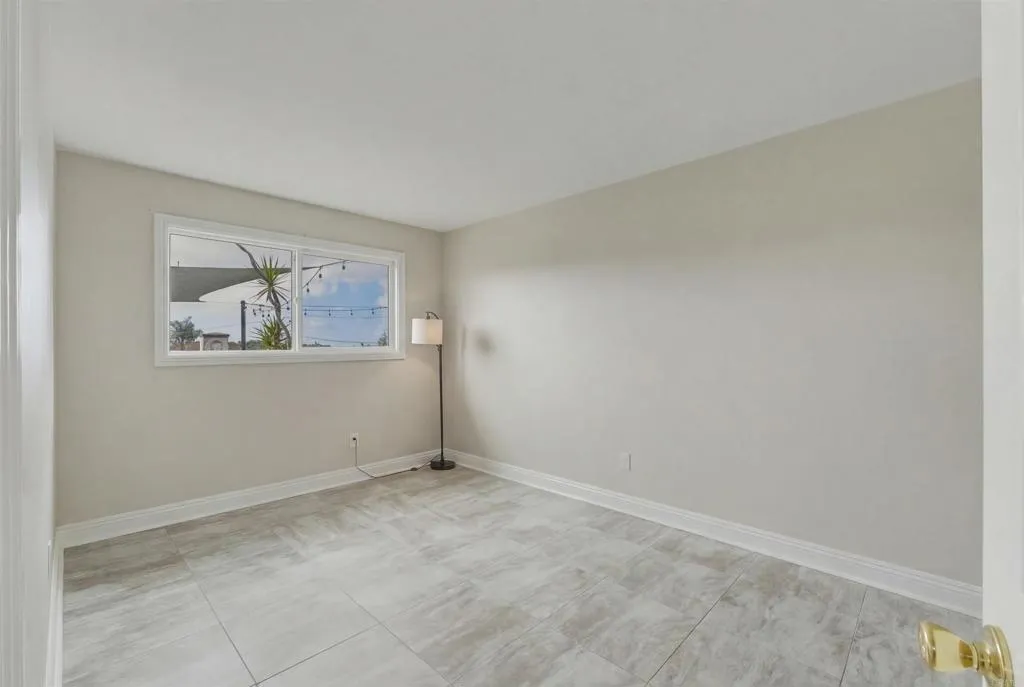 https://cdn.realtyfeed.com/cdn/127/306635873/ef794498708410be52fac71b432aeac9.webp