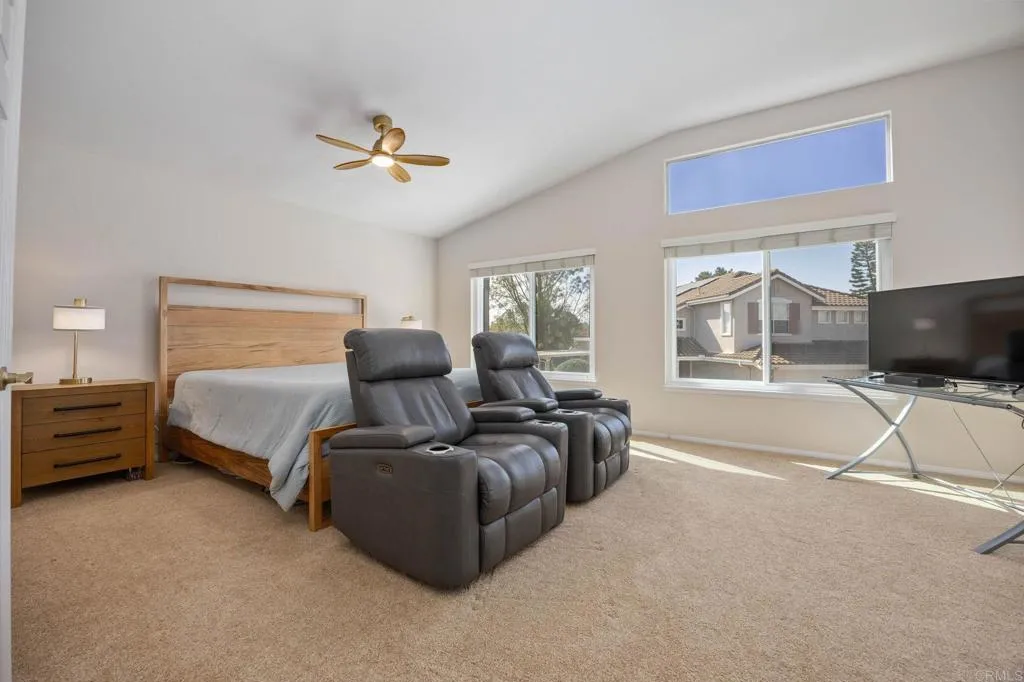 https://cdn.realtyfeed.com/cdn/127/306635880/62d4f55b9540e204220a429743e233ee.webp