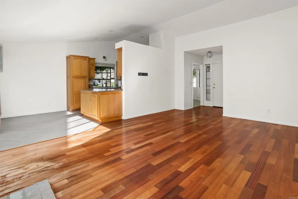 https://cdn.realtyfeed.com/cdn/127/306635915/ef3a5c1a5d20a2189b11711c08dfbac6.webp