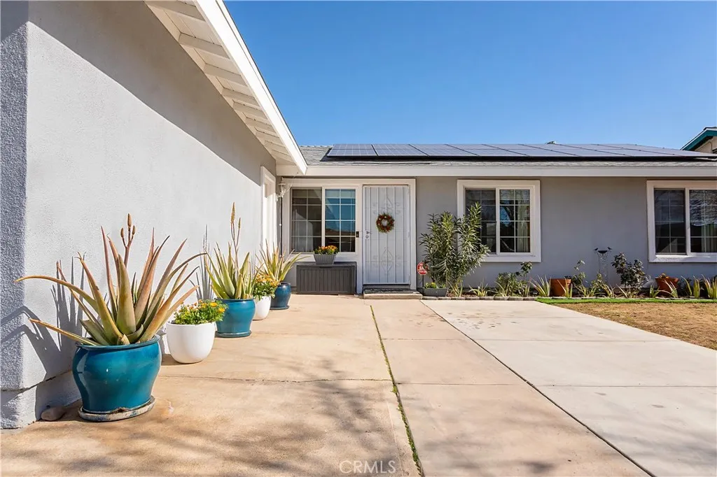 42860 Alep, Lancaster, CA 93536 - Photo 3 of 35, Lancaster, CA