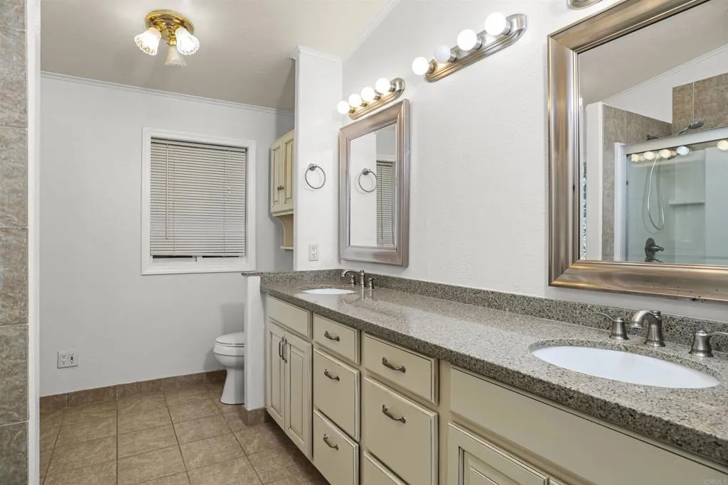 https://cdn.realtyfeed.com/cdn/127/306635936/0bf3a5e7117b7c0604909d2aa9c3c228.webp