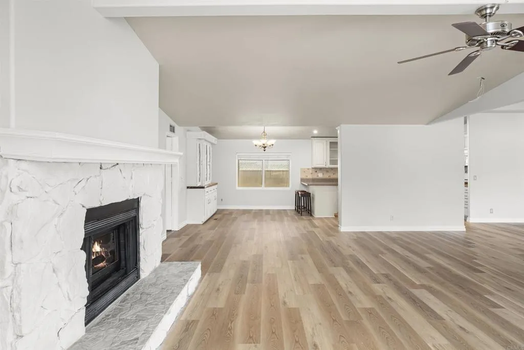 https://cdn.realtyfeed.com/cdn/127/306635936/7218097533ab217869f594b538838181.webp