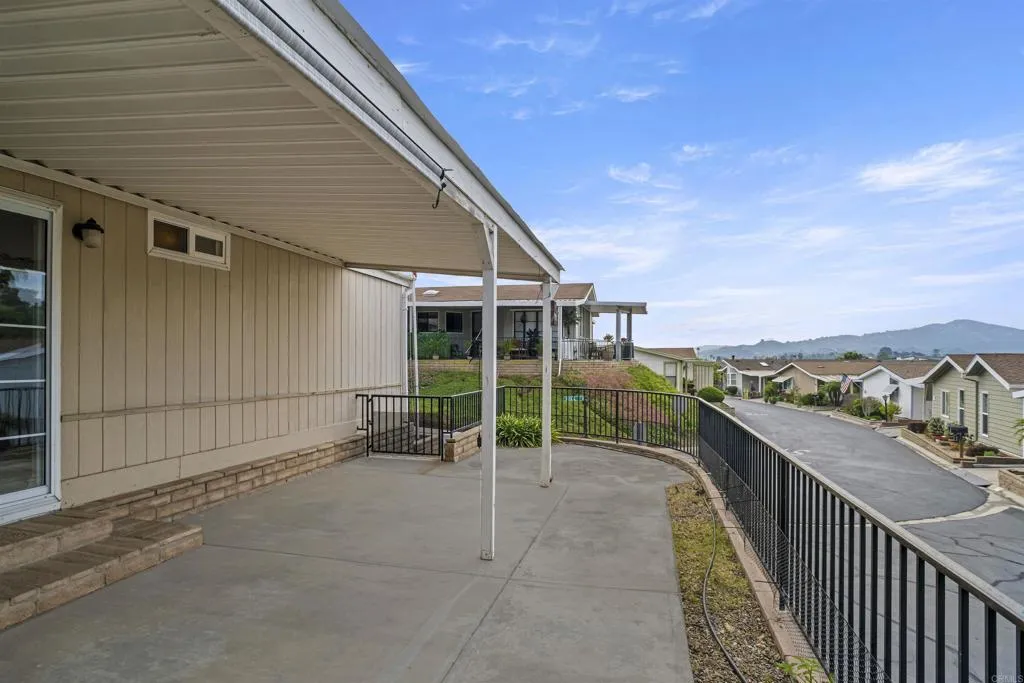 https://cdn.realtyfeed.com/cdn/127/306635936/c0cb38b4518bd67d694344ab7cc67e11.webp