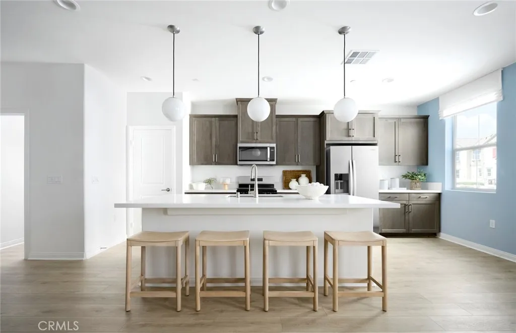 4236 East Honeybee Paseo, Ontario, CA 91761 - Photo 5 of 10, Ontario, CA