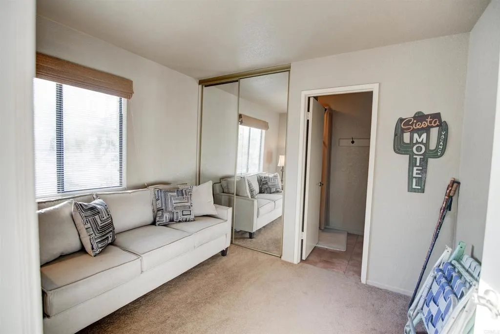 https://cdn.realtyfeed.com/cdn/127/306636014/4297b5dc847354240b342cd22504a155.webp