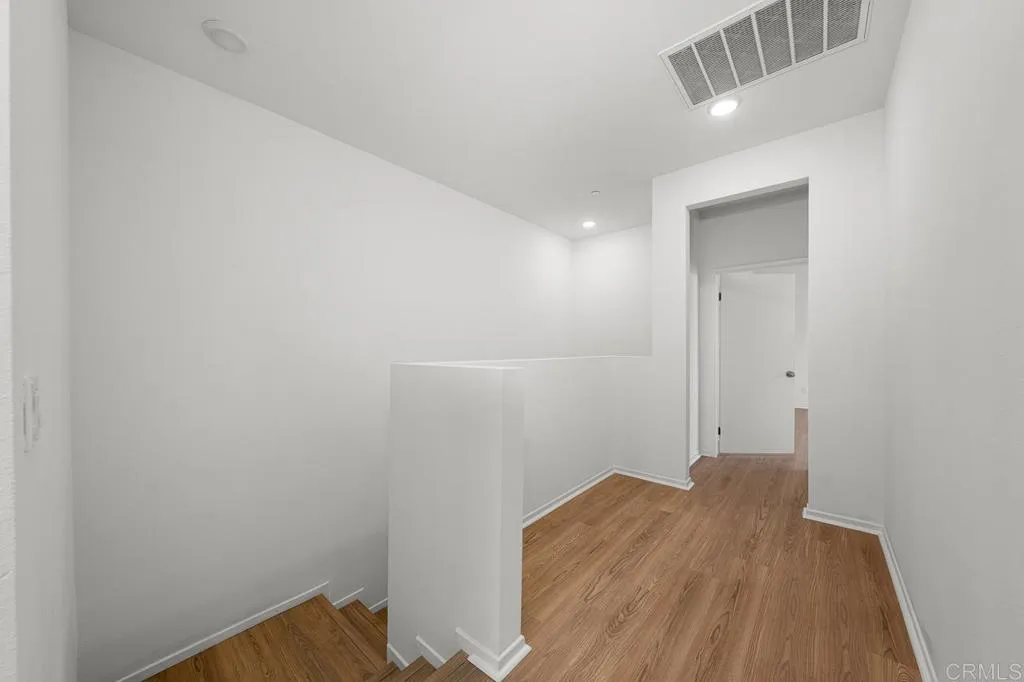 https://cdn.realtyfeed.com/cdn/127/306636171/ad4b9f9c3c7762b4af4cb687cfe29d15.webp