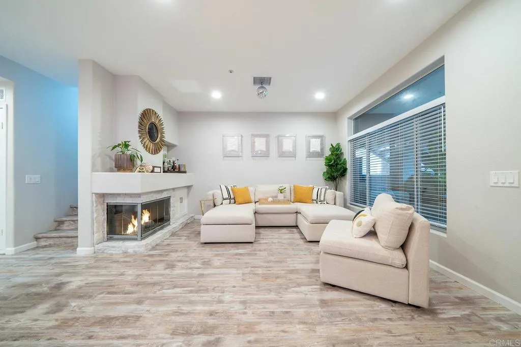https://cdn.realtyfeed.com/cdn/127/306636206/2770dd20073688a12f6a26bbe267aa45.webp