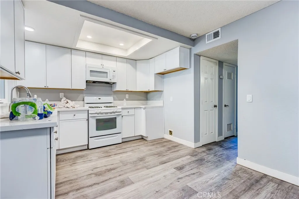 12198 Orchid B, Moreno Valley, CA 92557 - Photo 5 of 21, Moreno Valley, CA