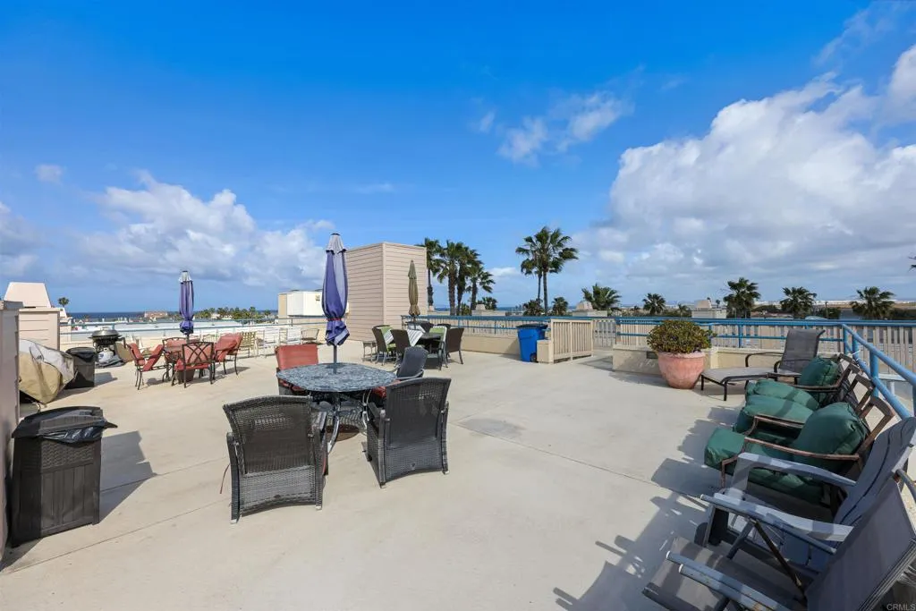 https://cdn.realtyfeed.com/cdn/127/306636258/3c34d7ae6a4da62271c60bb449991014.webp