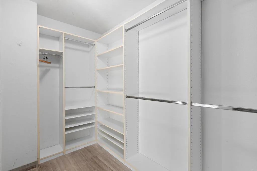 https://cdn.realtyfeed.com/cdn/127/306636261/7c6bac163cf3de1c9ec3b53612b2f9ba.webp
