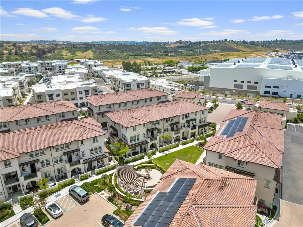 https://cdn.realtyfeed.com/cdn/127/306636325/612af9cd0e9d62bea057f93091d6edd1.webp