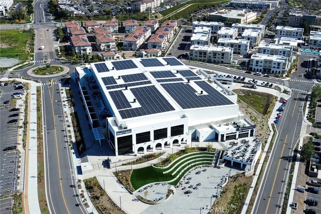 https://cdn.realtyfeed.com/cdn/127/306636325/66aaaa4b1d48ca35c43ac3e74a43bb05.webp