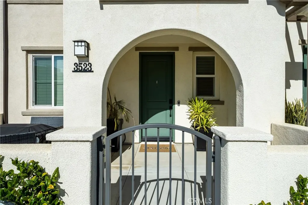 https://cdn.realtyfeed.com/cdn/127/306636325/cded382848efb9a6b3ee18093e888f99.webp