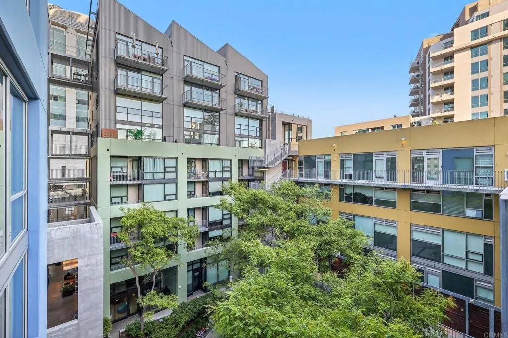 https://cdn.realtyfeed.com/cdn/127/306636350/4b3e51967025dcbf381df6e980888e46.webp