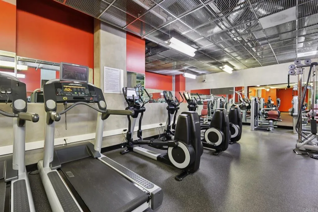 https://cdn.realtyfeed.com/cdn/127/306636350/9c32a487a99349e62a4075a98b964857.webp