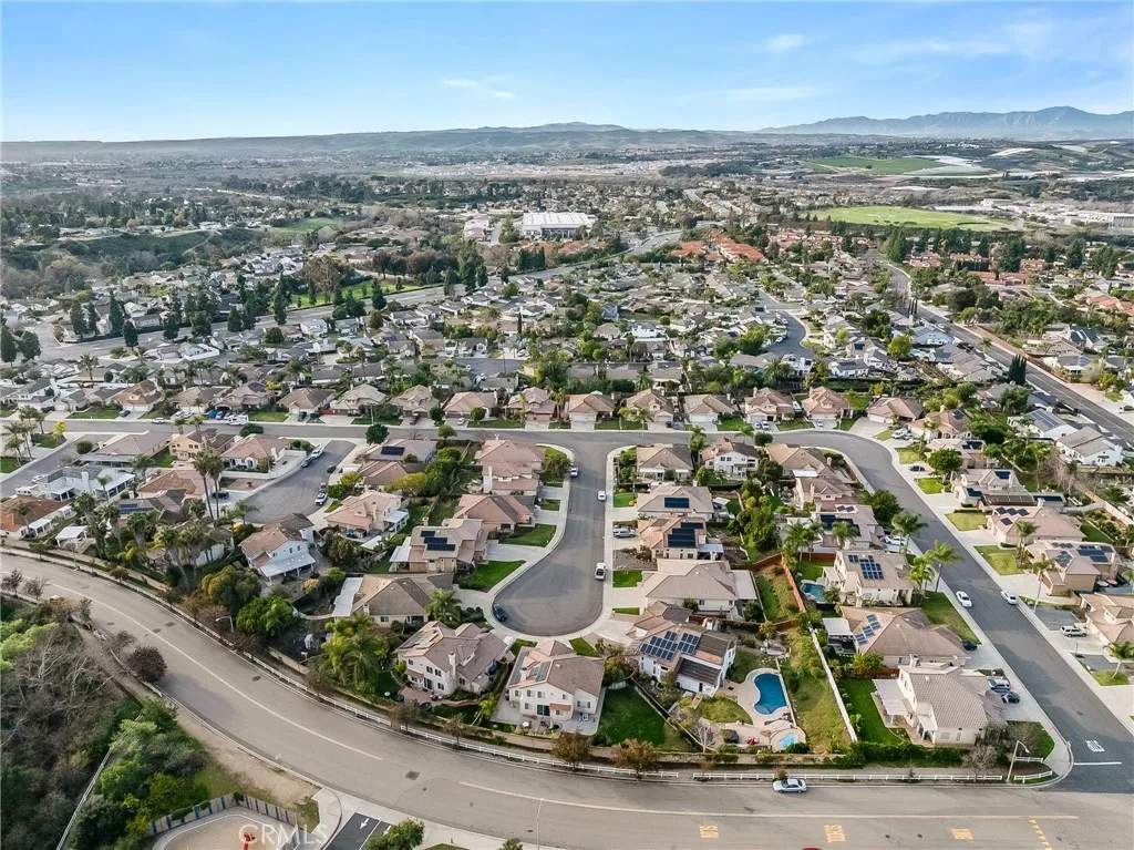 https://cdn.realtyfeed.com/cdn/127/306636354/12222af3eccd73a30db6e021bb9ecf15.webp