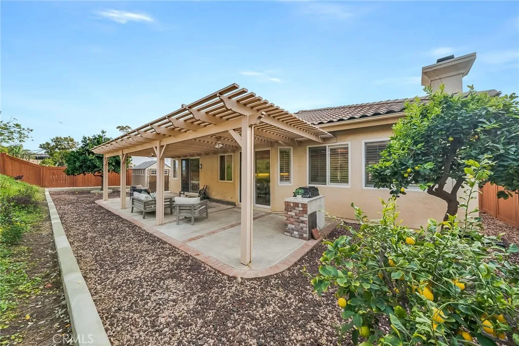 https://cdn.realtyfeed.com/cdn/127/306636354/68e1be8df883a37f9d022e8b8bd6502a.webp