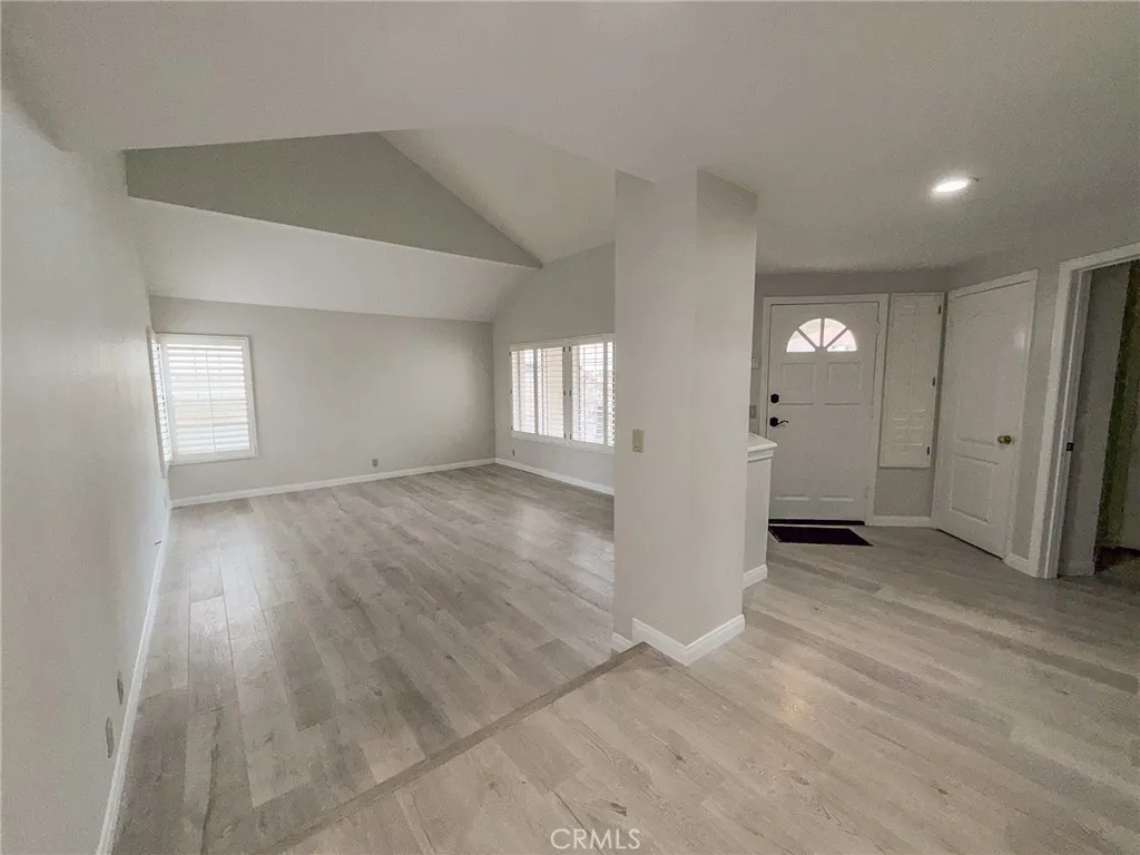 5018 Evanwood Avenue, Oak Park, CA 91377 - Photo 4 of 55, Oak Park, CA