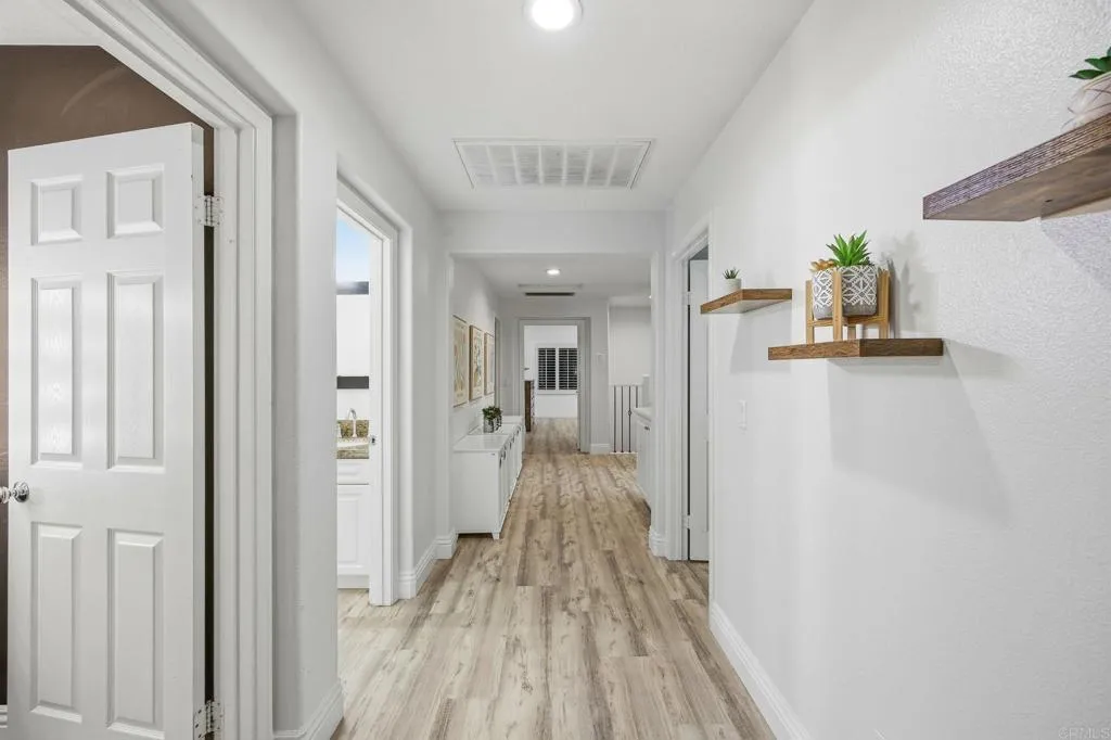 https://cdn.realtyfeed.com/cdn/127/306636440/40d1717ee361377c05eb724547c93f6c.webp