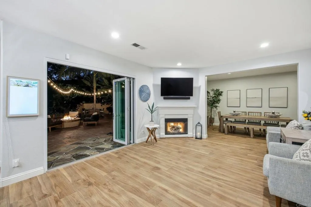 https://cdn.realtyfeed.com/cdn/127/306636440/65a64fe492bc7506c5d2c056a3dc3b42.webp