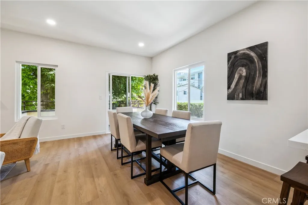 11722 Avon, Los Angeles, CA 90066 - Photo 5 of 28, Los Angeles, CA