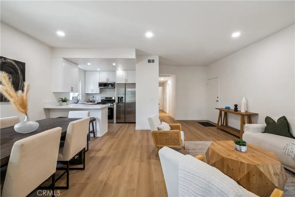 11722 Avon, Los Angeles, CA 90066 - Photo 2 of 28, Los Angeles, CA