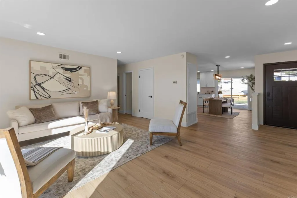 https://cdn.realtyfeed.com/cdn/127/306636457/76657e99e8f1e3d4f849d696275f1fef.webp