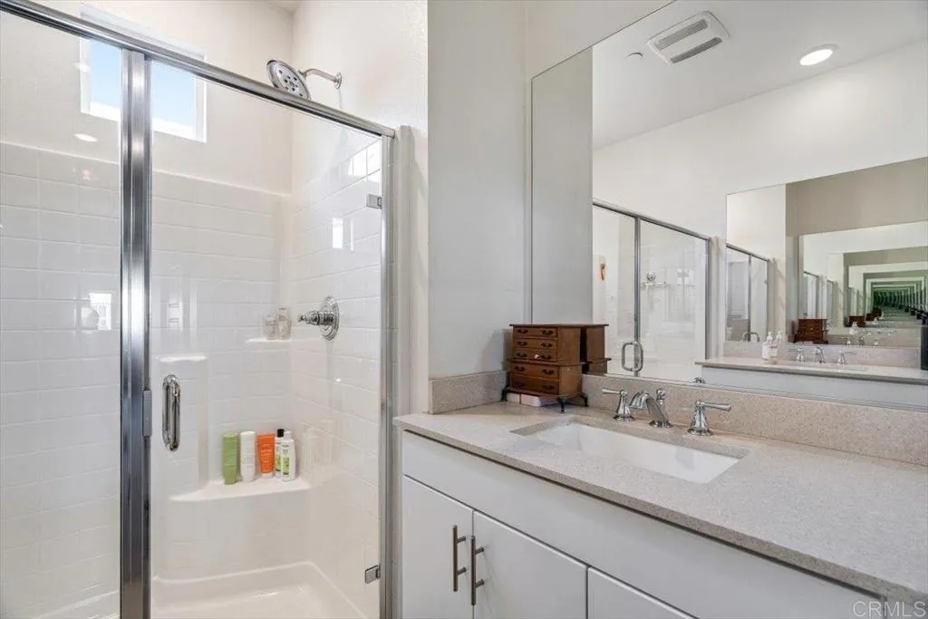 https://cdn.realtyfeed.com/cdn/127/306636487/0df4d128ed225cd620988b76d904bacd.webp