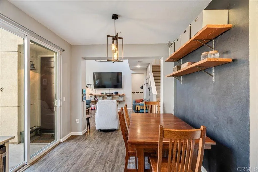 https://cdn.realtyfeed.com/cdn/127/306636487/9d086bc39bac1805fe9a8f4db08a024e.webp