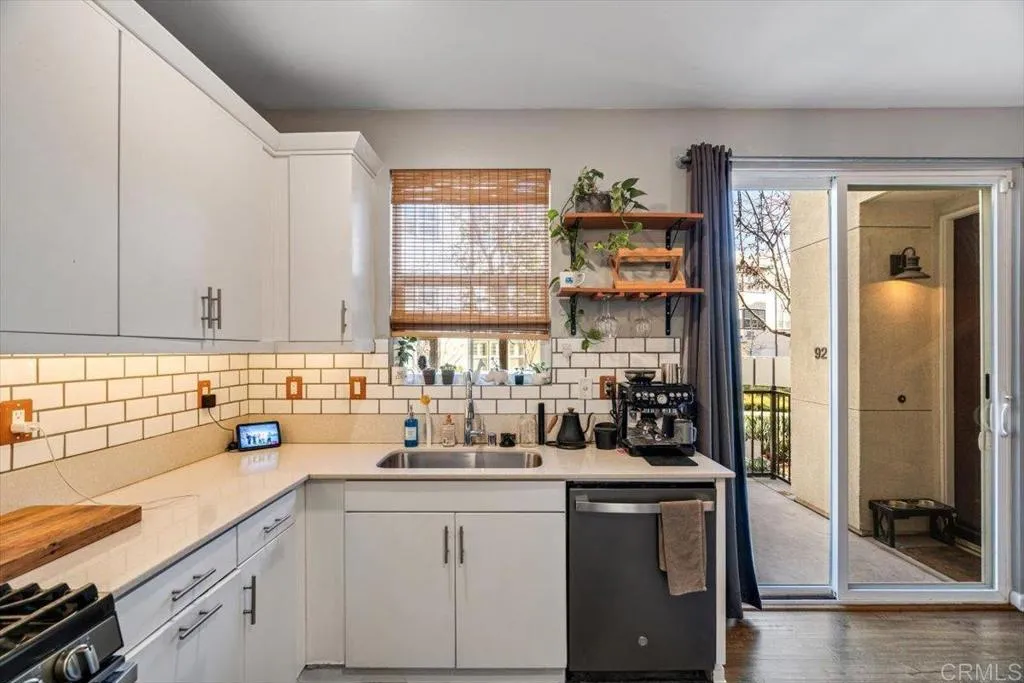 Photo #10: PTP2600906 Listing: Photo #10