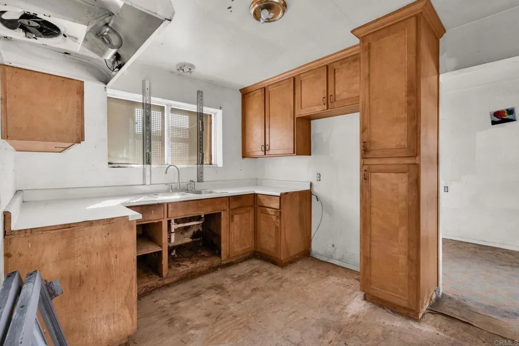 https://cdn.realtyfeed.com/cdn/127/306636543/c5f9308743cd096b8373669112333775.webp