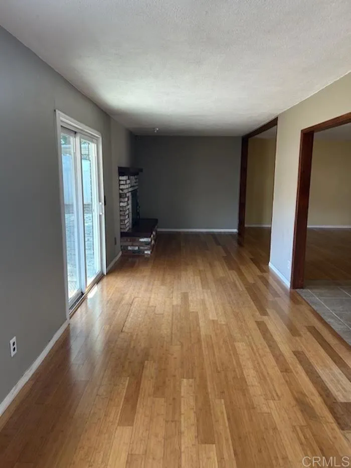 Photo #8: NDP2601160 Listing: Photo #8