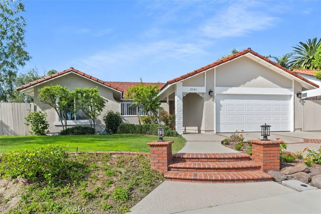 24181 Novia Circle, Mission Viejo, CA 92691 - Photo 3 of 44, Mission Viejo, CA