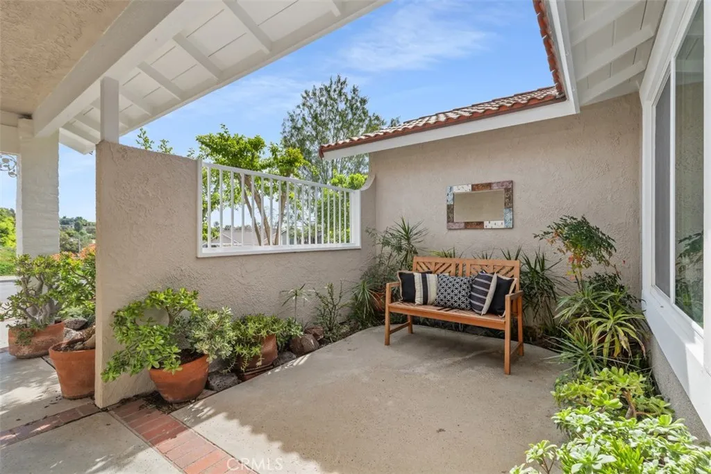 24181 Novia Circle, Mission Viejo, CA 92691 - Photo 4 of 44, Mission Viejo, CA