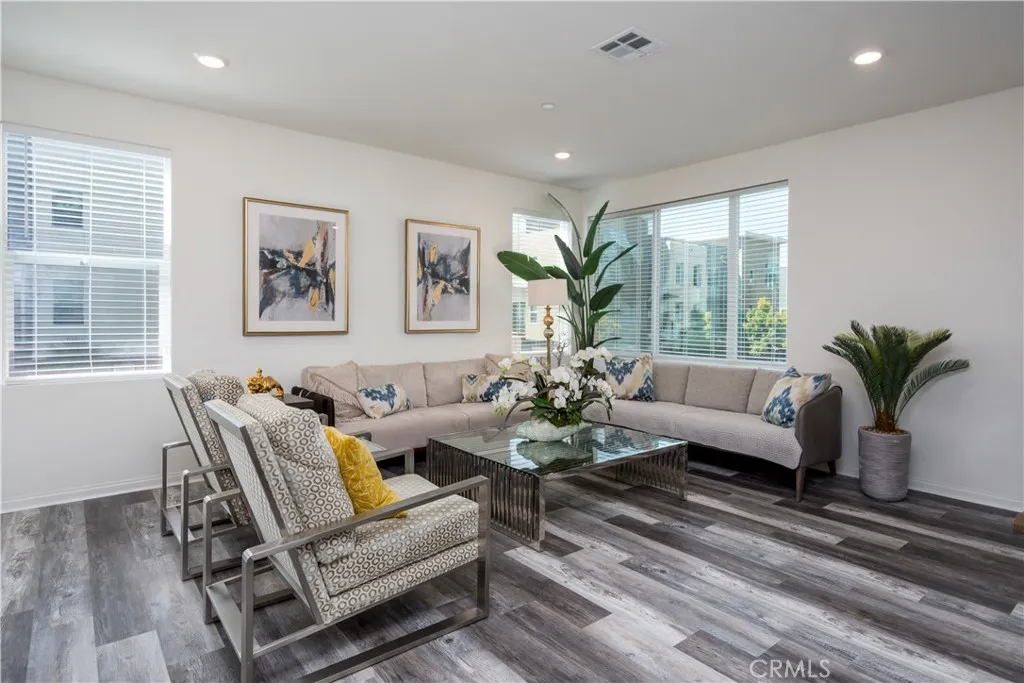 164 Unity, Irvine, CA 92614 - Photo 4 of 22, Irvine, CA