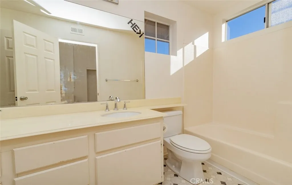 https://cdn.realtyfeed.com/cdn/127/306636667/2e40553394597490855d478eb3572c3e.webp