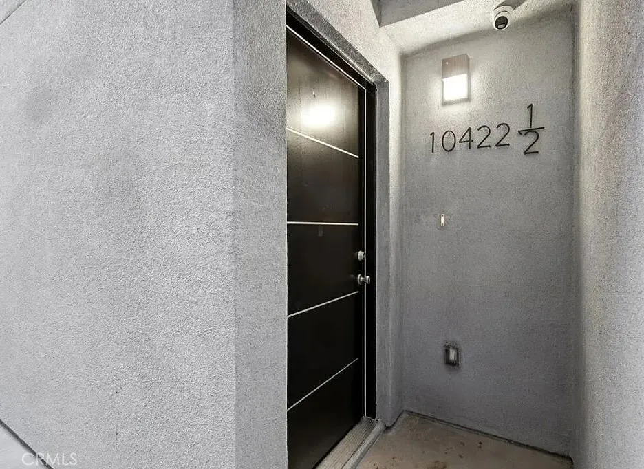 10422 Graham Avenue, Los Angeles, CA 90002 - Photo 3 of 37, Los Angeles, CA