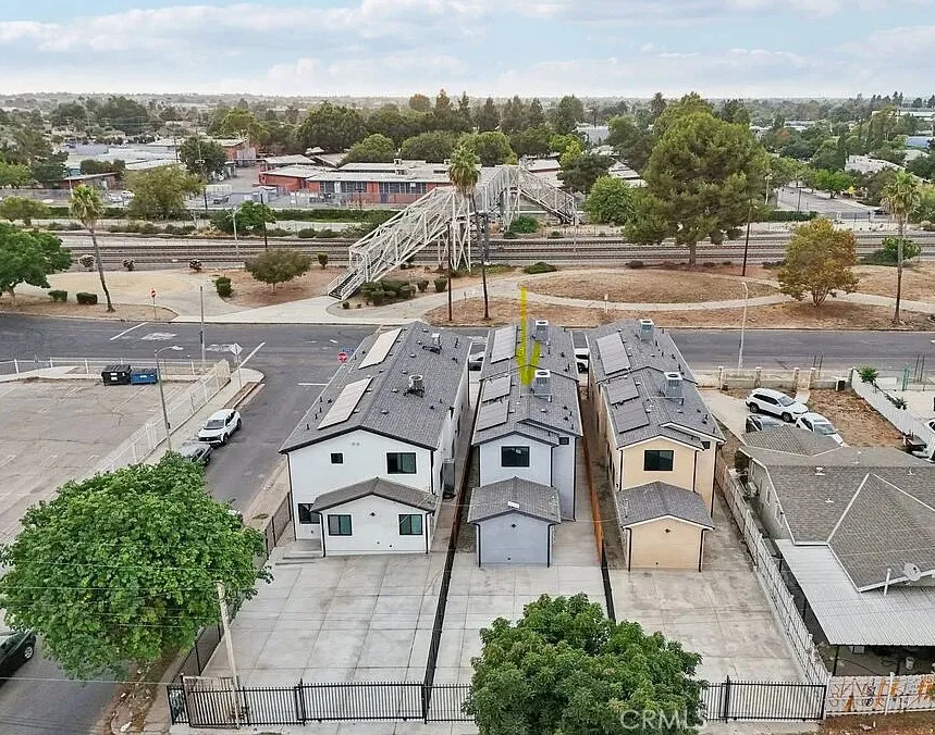 10422 Graham Avenue, Los Angeles, CA 90003 - Photo 4 of 37, Los Angeles, CA