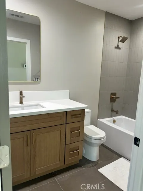 162 E Adair, Long Beach, CA 90805 - Photo 5 of 8, Long Beach, CA