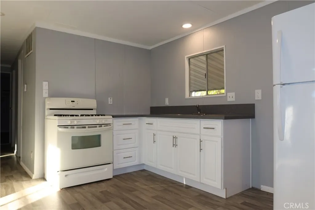 21100 State Unit 330, San Jacinto, CA 92583 - Photo 3 of 32, San Jacinto, CA